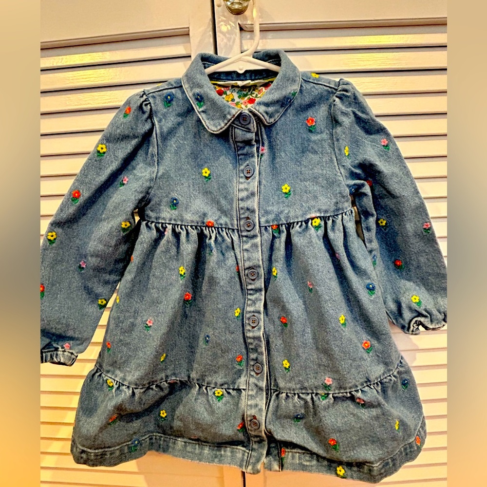 Mini Boden denim embroidered dress, size 4-5